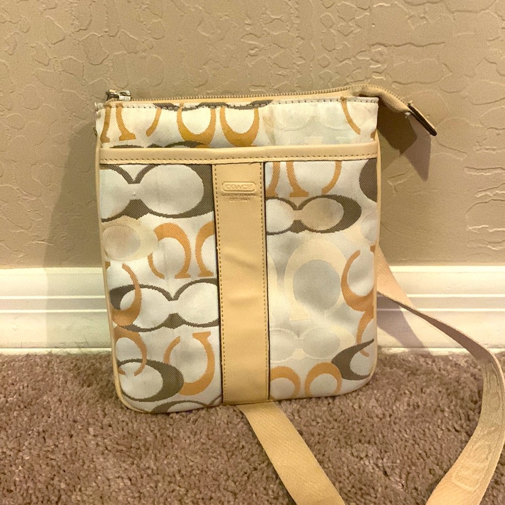 Used Coach crossbody